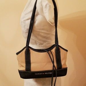Tommy Hilfiger small purse